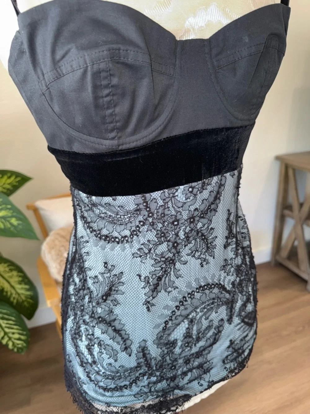 Ticci Tonetto Black & Blue Floral Lace Y2K Chemise Bustier Velvet Camisole Top P